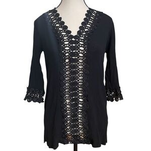 Woman's Dainty Open Crochet long-sleeve V-Neck Crepe Fabric